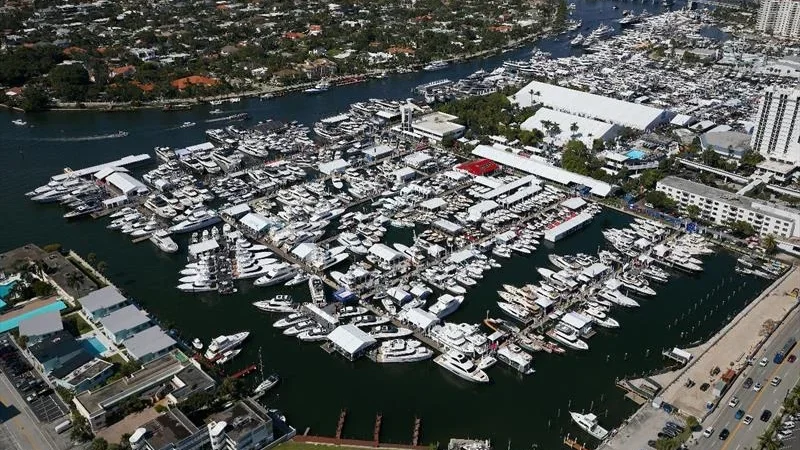 Aerial view of the Fort Lauderdale International Boat Show docks